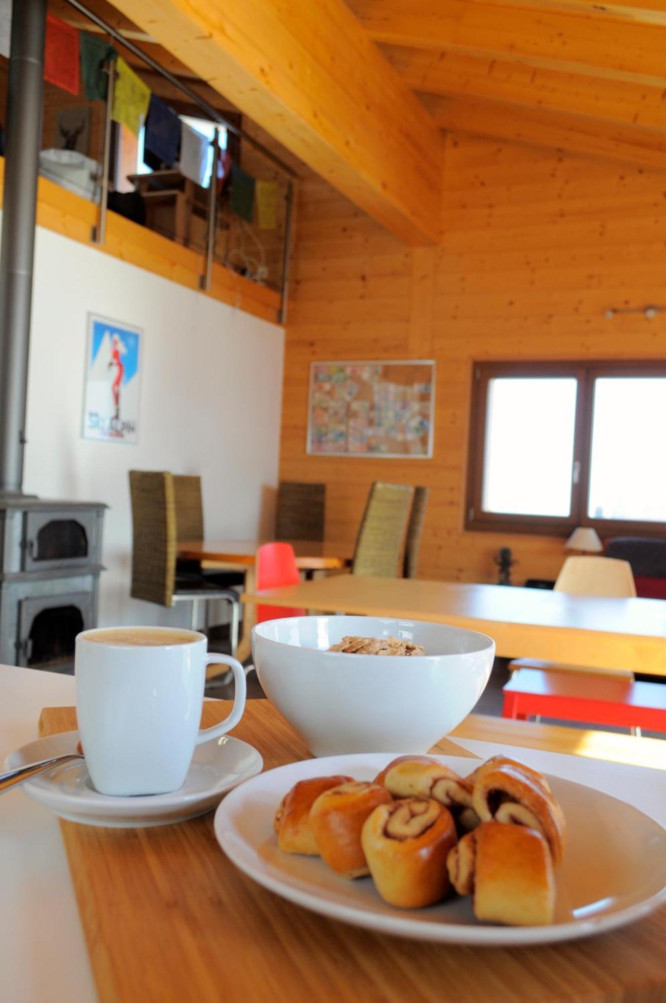 La Tzoum'Hostel La Tzoumaz Extérieur photo
